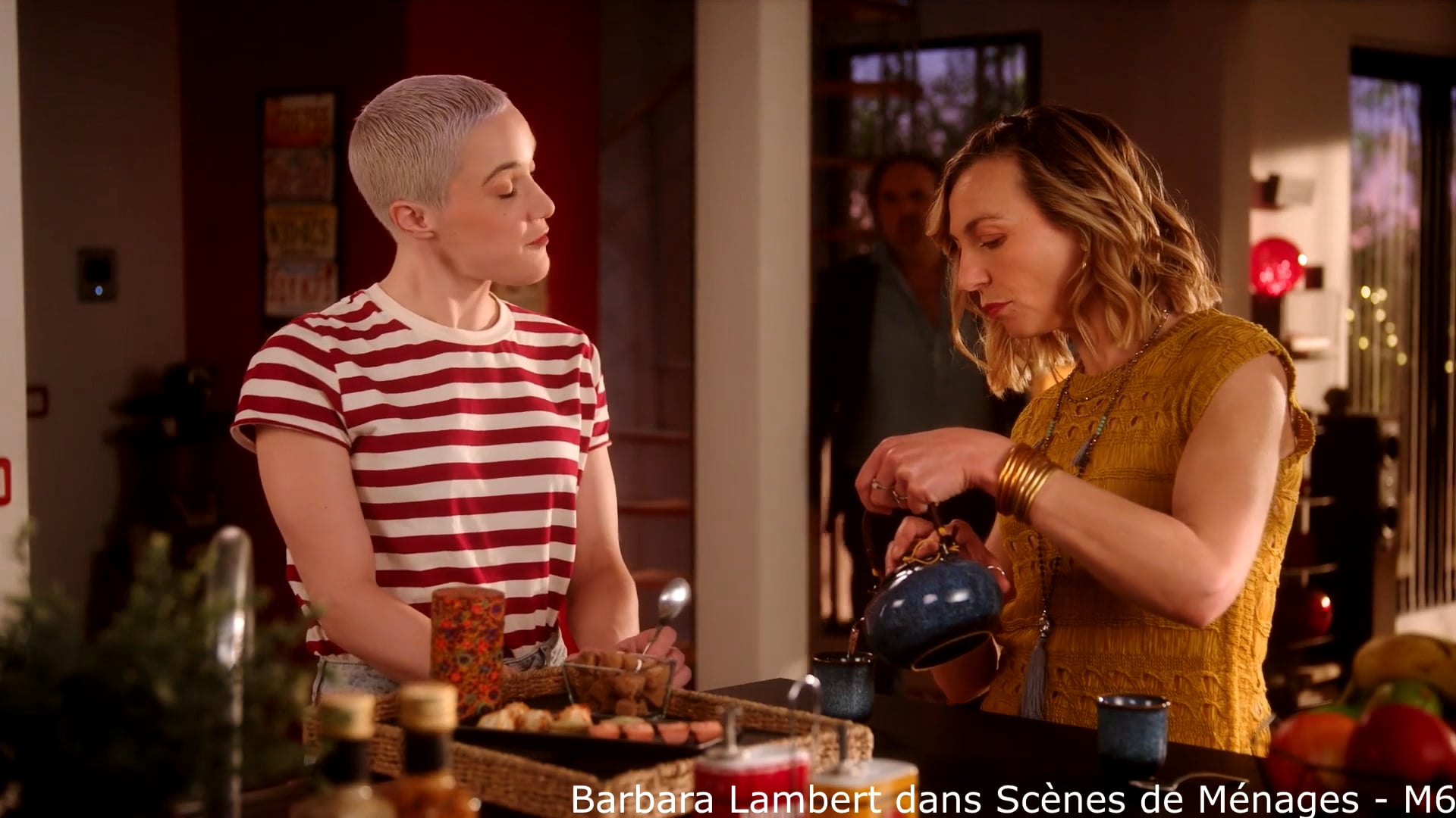 BARBARA LAMBERT dans SCENES DE MENAGES - M6 - Rôle Elodie - 2026