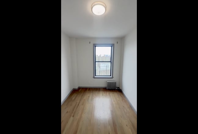 550 W 157 St Super Bright Rooms on 10Th Floor Main Photo