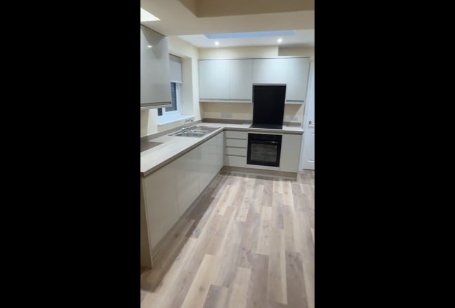 One Bedroom large self contained flat - furnished Main Photo