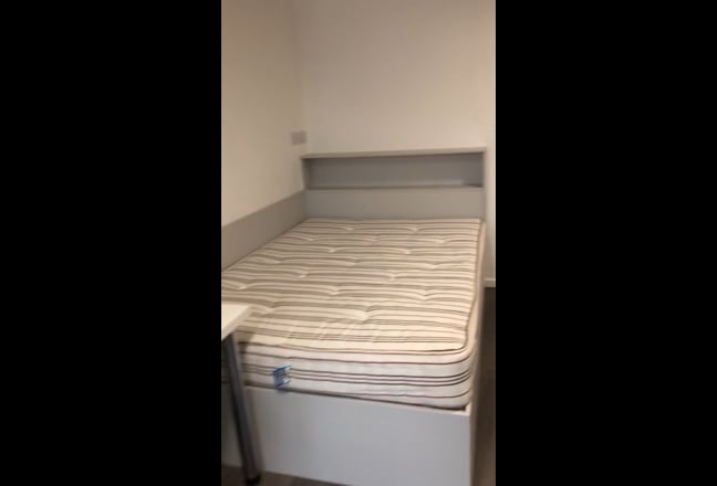 Granary Studio Bronze  – Student Accommodation Main Photo