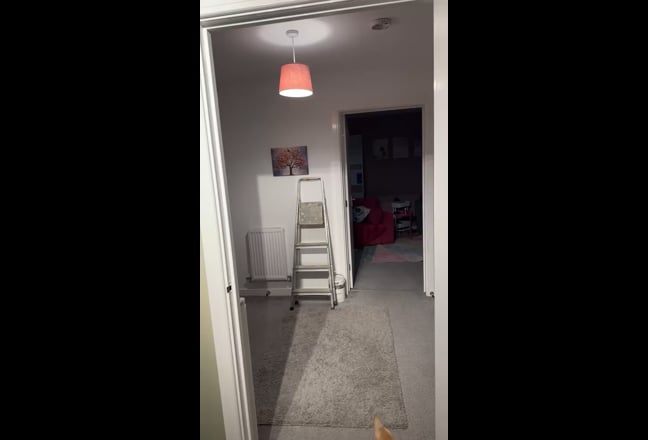 Double room. Bills included. Quiet location Main Photo