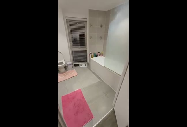 E16 Fully Furnished Room Available Main Photo