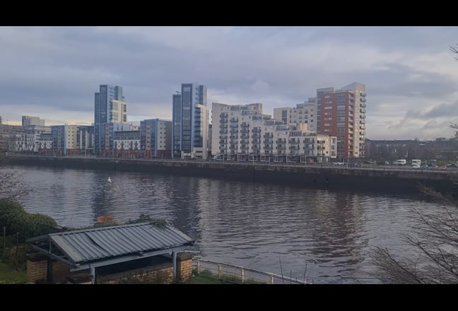 Riverside Room for Rent - Quiet, Comfortable, Clea Main Photo