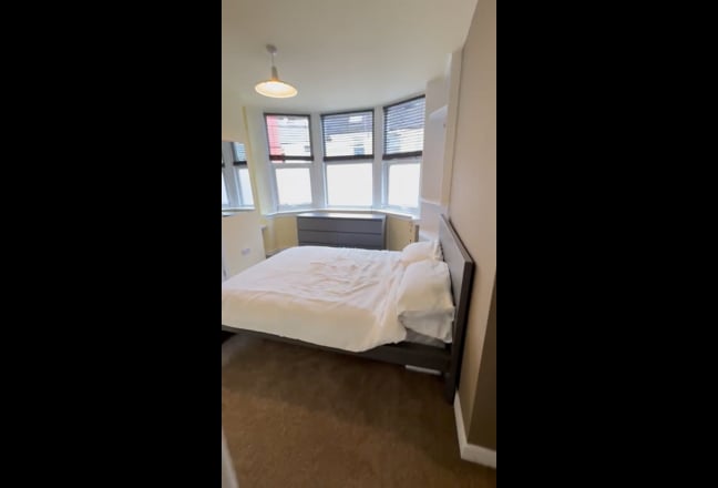 Newly Renovated Flat in City Centre All Bills Inc Main Photo