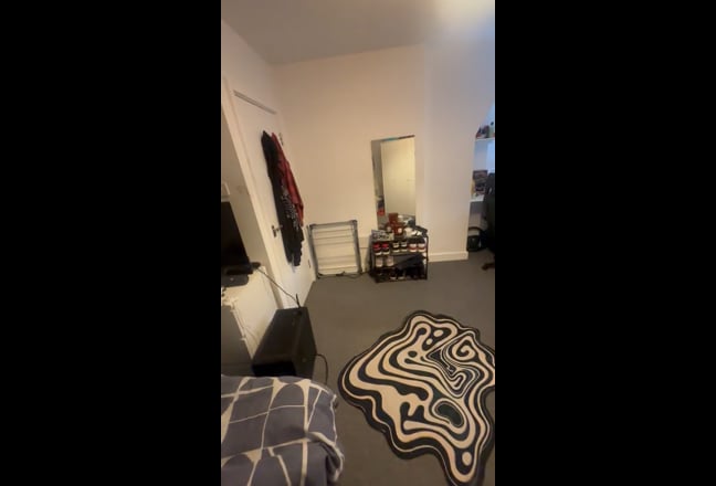 Master Bedroom - Salford -  Main Photo