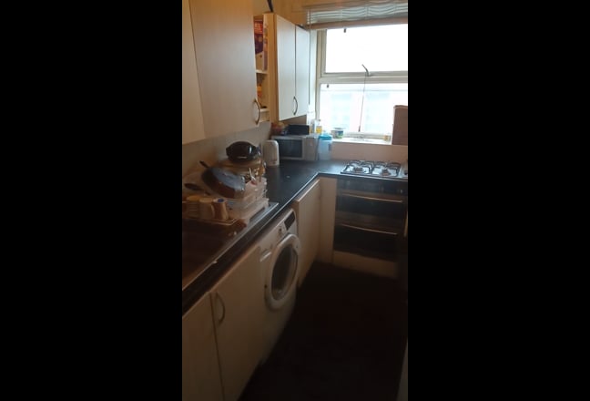 Cozy & Functional Room to Rent – Bills Included Main Photo