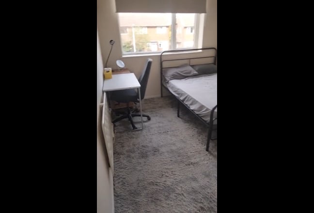 Double bedroom in Orchard Park Main Photo