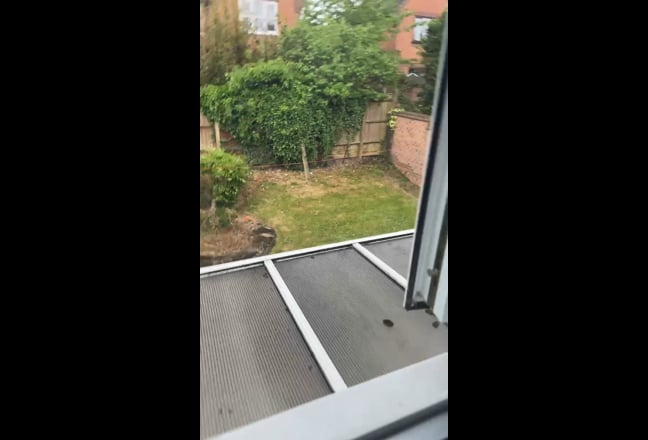 Room to rent in Downsbarn Boulevard Main Photo