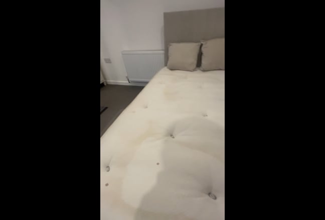 Studio Flat/Kitchen/En-Suite Eastville *Read* Main Photo