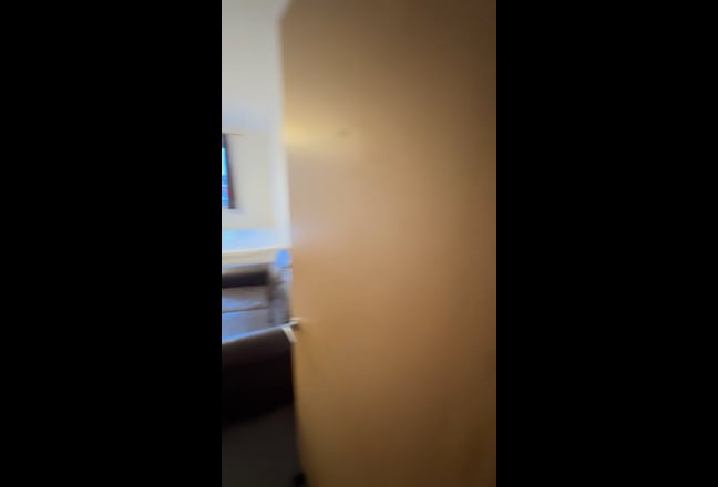 En suite Double bedroom for rent Main Photo