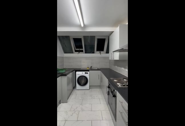 City center brand new luxury double new bed Main Photo