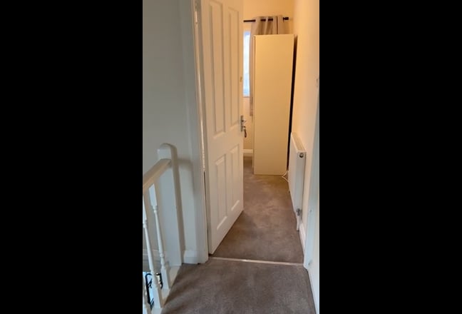 Small cosy single room  Main Photo