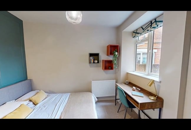 Beautiful double en suite room, all bills inc Main Photo