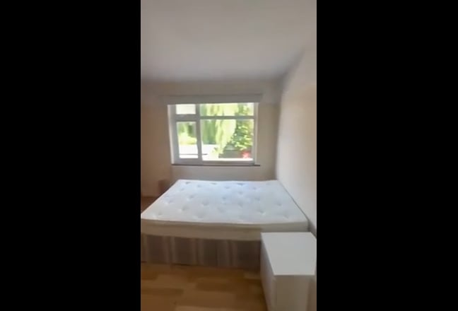 Prime OX4 location 10 min to city centre Brookes Main Photo