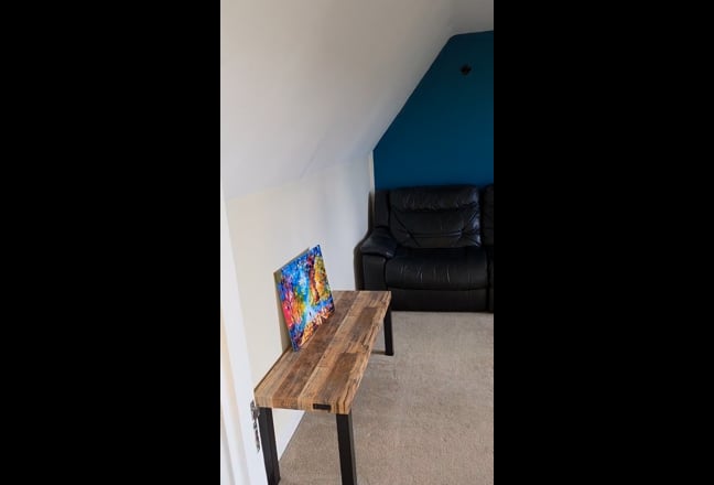 Room for Rent in a Prime Location Main Photo