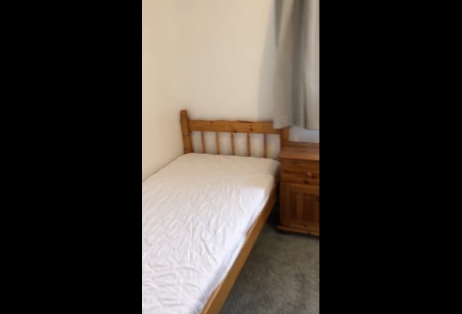 Research Park, large single room available Main Photo