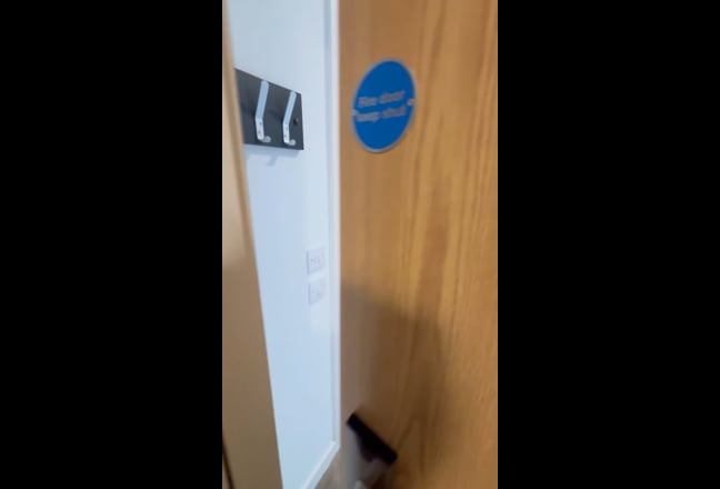 *2 Month RENT FREE* Student En-Suite Room  Main Photo