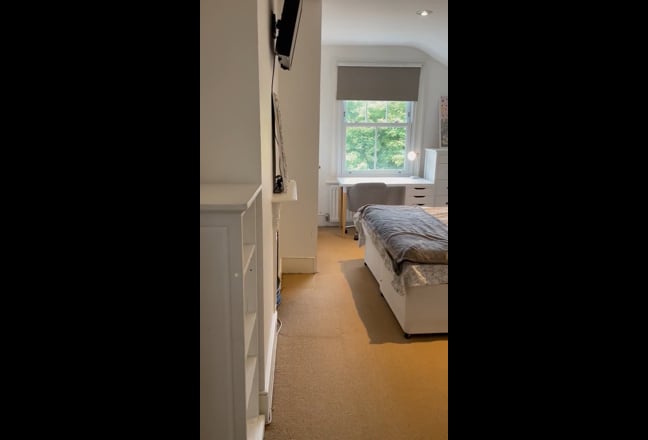 Beautiful double room in Clapham  Main Photo