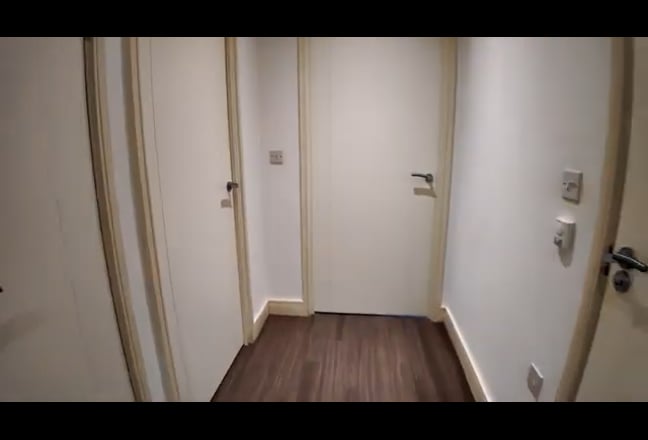 Modern 1-Bed | Gym, Balcony & Concierge | SE8 Main Photo