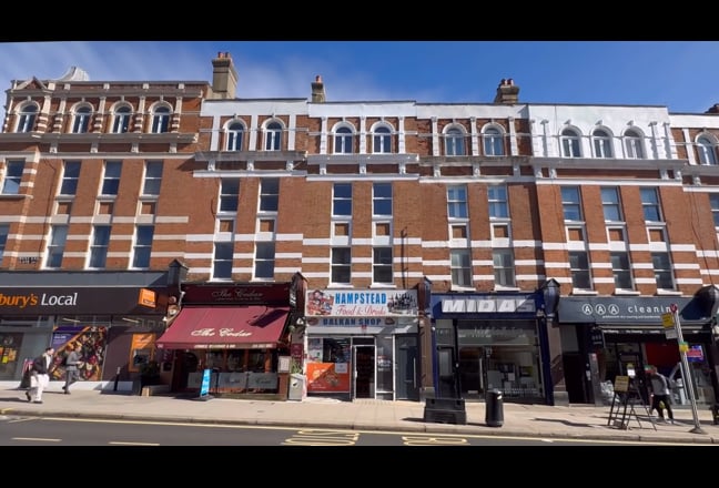 Stunning newly refurbished studio flat  Main Photo