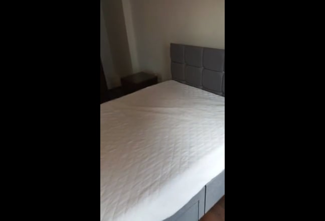 Bright Studio to let -2 min walk to Basingstoke St Main Photo