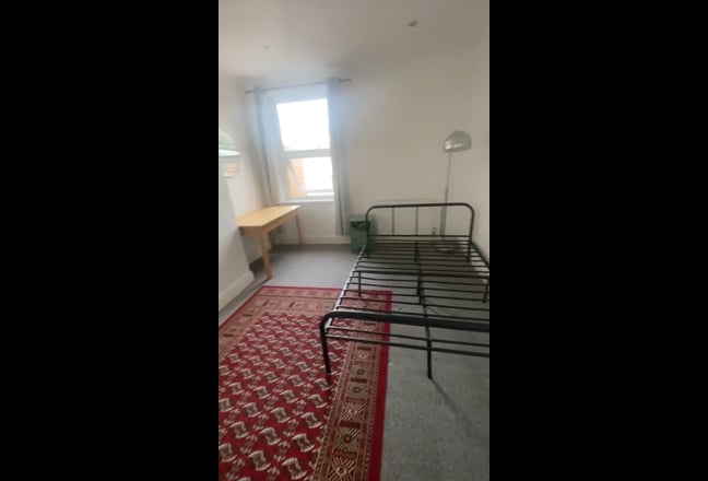 Double room in Southbourne Main Photo