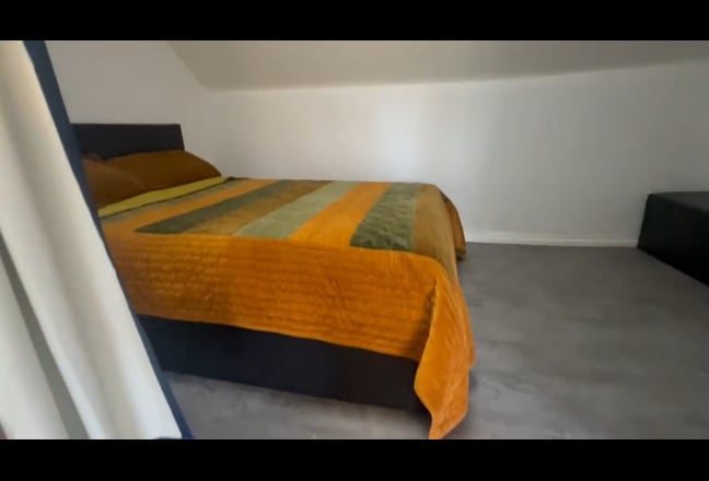 Beautiful Double Bedroom in Flat Share  Main Photo