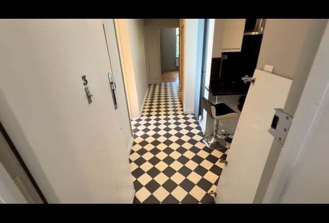 Short Let: Spacious 4 Bedroom Flat near Kings X Main Photo