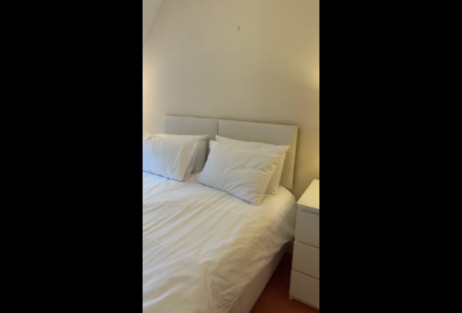 En-Suite  Double.  Furnished. Single Occupancy… Main Photo