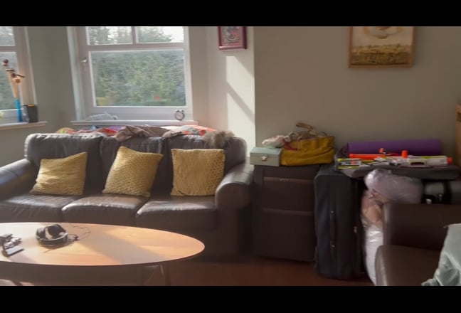  Double  bedroom (En-suite),  EH11  Main Photo