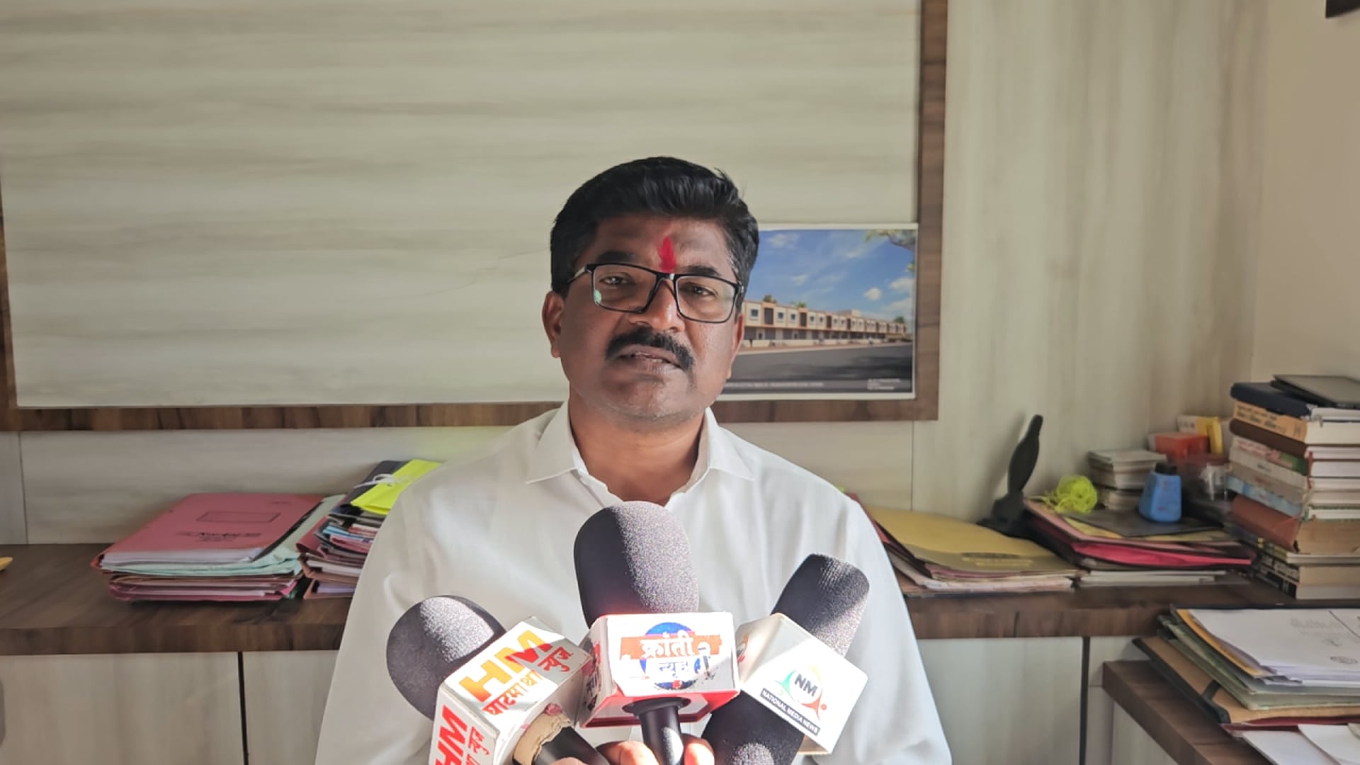 तारखेतील घोळ सचिवांचा खुलासा 