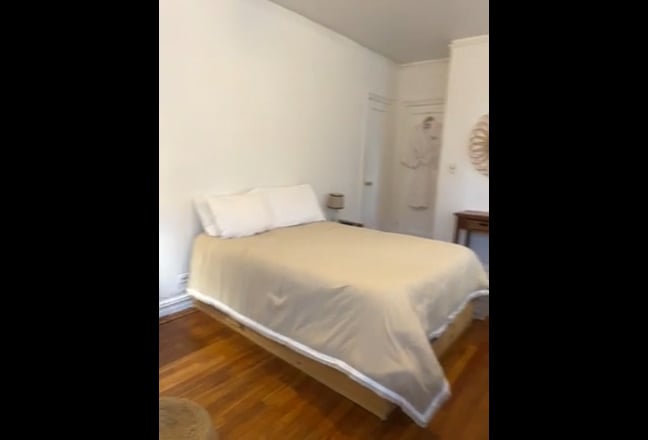 Big+luminous+ quiet private ( 186th & Amsterdam)  Main Photo