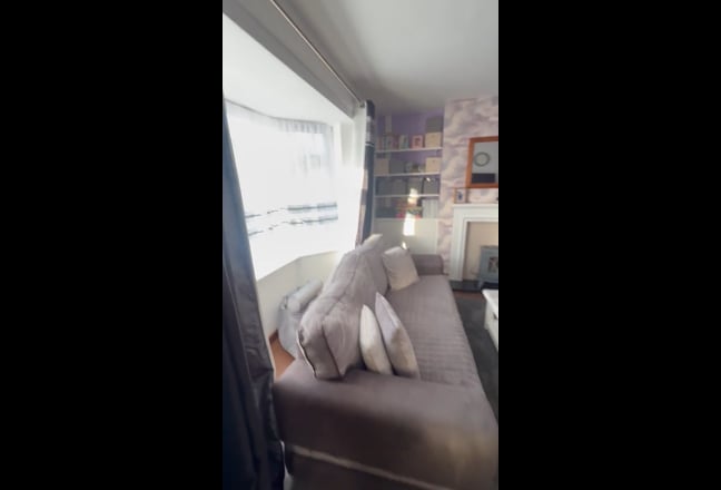 Stylish Double Rooms Near City Hospital w/ Parking Main Photo