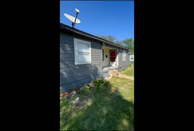 Furnished Room • Utilities Included • Dallas Main Photo