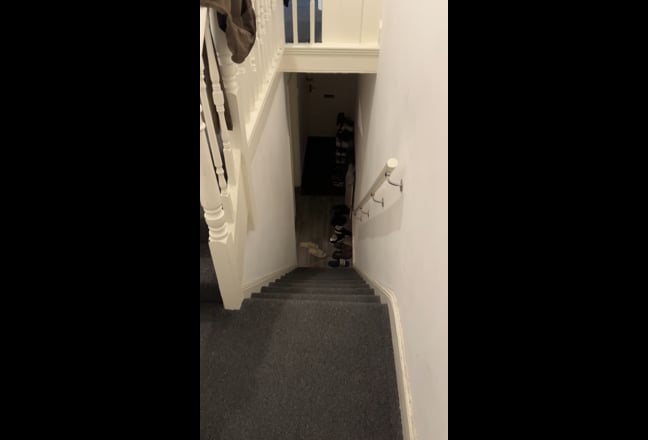 Affordable Room by Edmonton Green Shopping Centre Main Photo