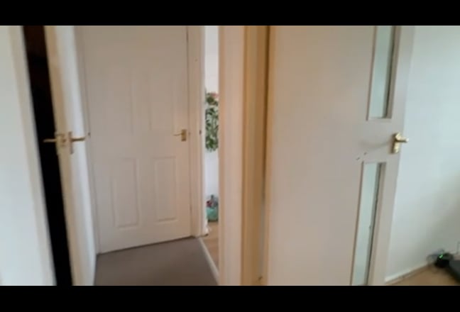 🏡 3 Bed Flat + Living Room & Balcony – Old Street Main Photo