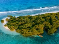 Soldier Caye – Private island in Belize, Central America – video thumbnail