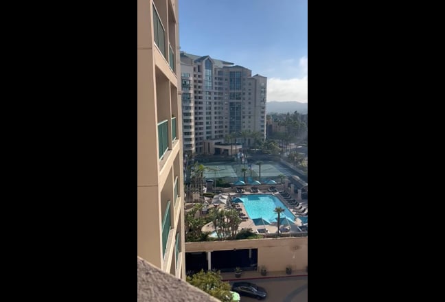 Looking for a roommate at Towers at Costa Verde! Main Photo