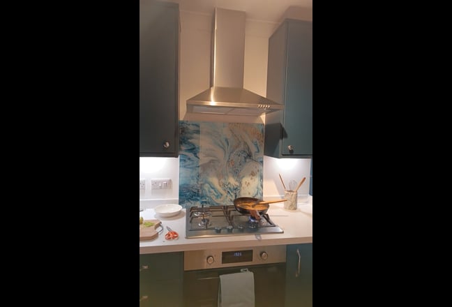 Price drop! use of hottub!  Main Photo