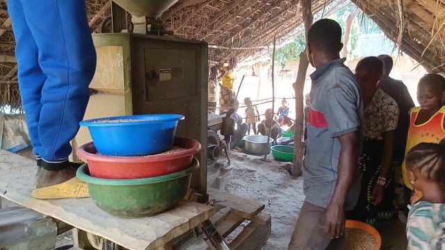 Décortiqueuses à Kasongo : danger pour l&rsquo;air