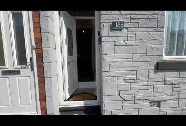 Room to rent, Bills INC, Mansfield Main Photo