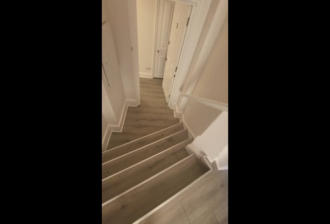 Double room with en suite close to sea front  Main Photo