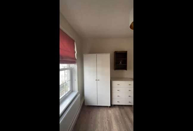 Room available in SE1 Main Photo