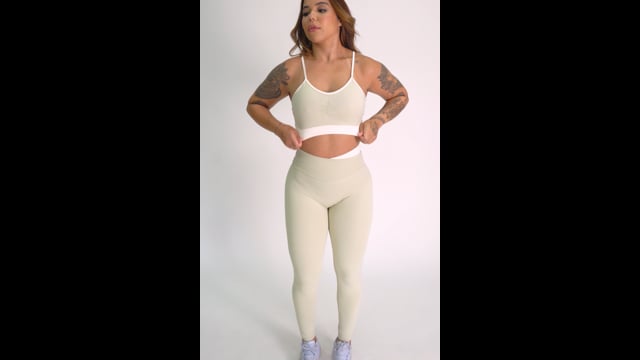 Top Alcinha Verde e Off White Duo JuPxt