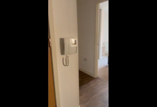 Spacious double room 20 minutes from city Main Photo