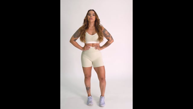 Conjunto Bermuda Verde e Off White Duo JuPxt