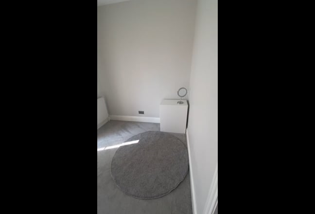 Cozy Loft-Adjacent Double Room in Hither Green Main Photo