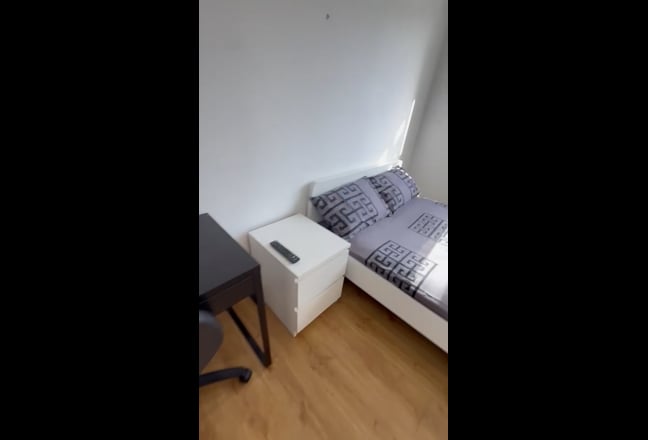 💣Lovely Room in All Saints NOW 💣 Main Photo