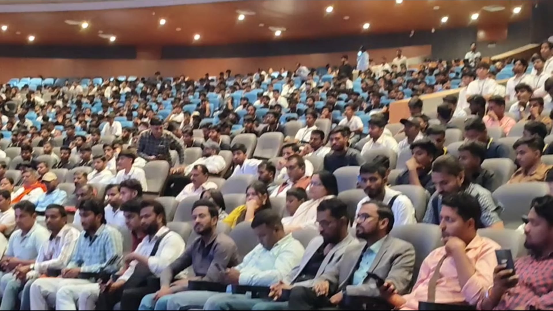 रिजल्ट में चमके सितारे, सम्मान में बरसे हजारों-लाखों रुपये