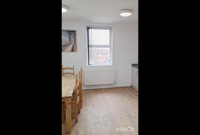 ⭐️ Beautiful Double Rooms Available L5 🤩 Main Photo